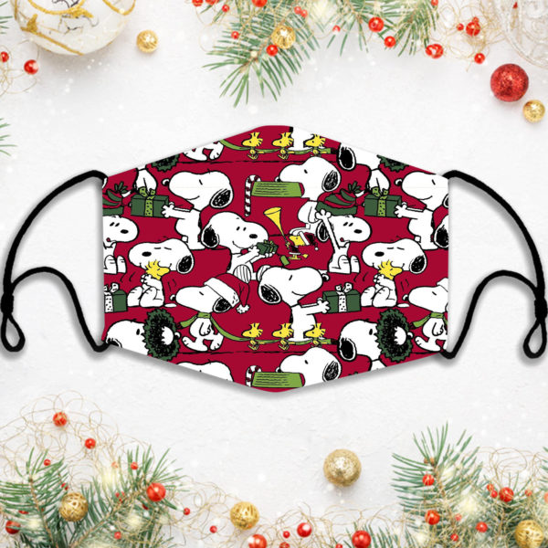 Snoopy And Friends Christmas Face Mask