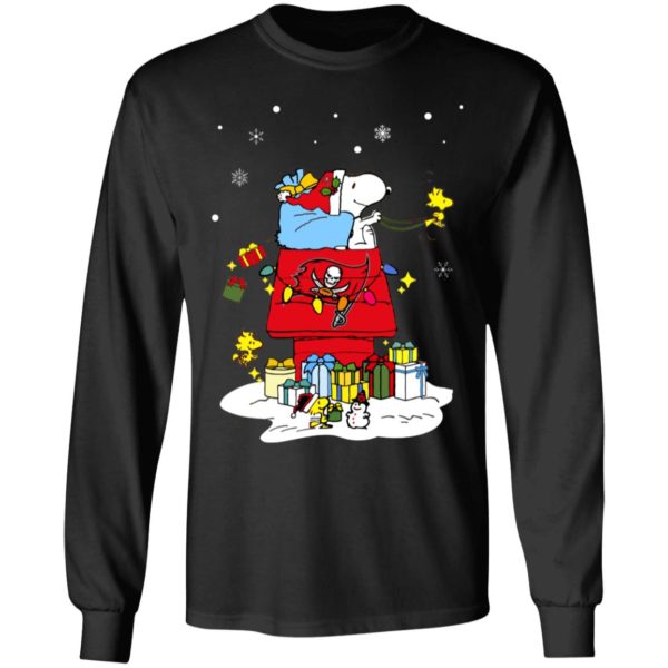 Tampa Bay Buccaneers Santa Snoopy Wish You A Merry Christmas Shirt