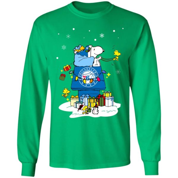 Philadelphia 76er Santa Snoopy Wish You A Merry Christmas Shirt