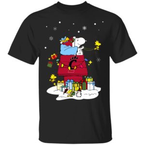 Cincinnati Bearcats Santa Snoopy Wish You A Merry Christmas Shirt