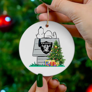 Oakland Raiders Snoopy Christmas Circle Ornament