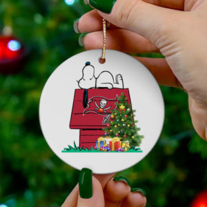 Tampa Bay Buccaneers Snoopy Christmas Circle Ornament