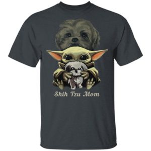 Baby Yoda Hug Shih Tzu Mom Shirt