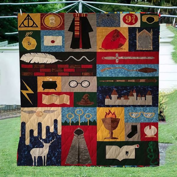 Harry Potter Quilt Symbols Gryffindor Slytherin Hufflepuff Ravenclaw Ver2 Quilt Blanket