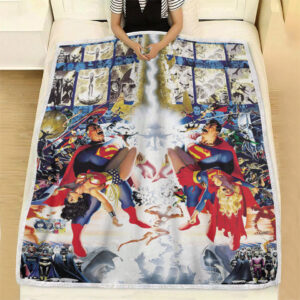 Fleece Blanket 7 Crisis on Infinite Earths DC Superman and Wonder Woman Fleece Blanket