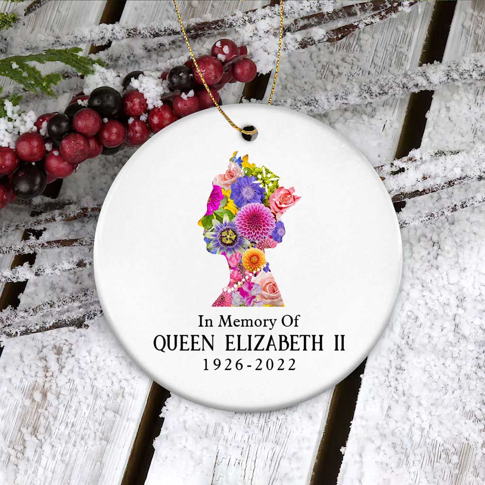 In Memory Of Queen Elizabeth Ii 1926-2022 Ornament Holiday Gift