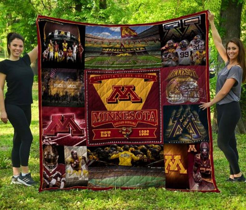 Milwaukee Panthers Ncaa Collection Combined Fleece Quilt Blanket Gift