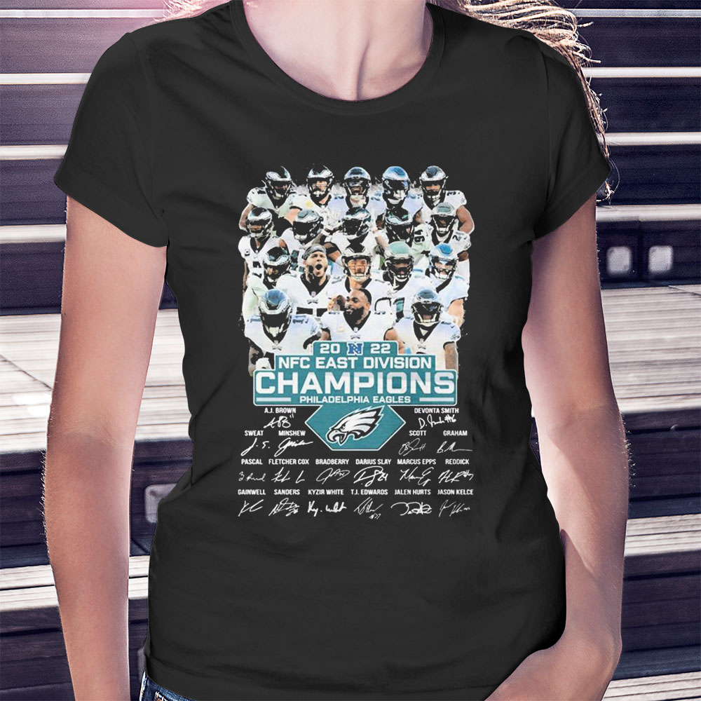 Philadelphia Eagles Team 2022 Nfc East Champions Signatures Shirt