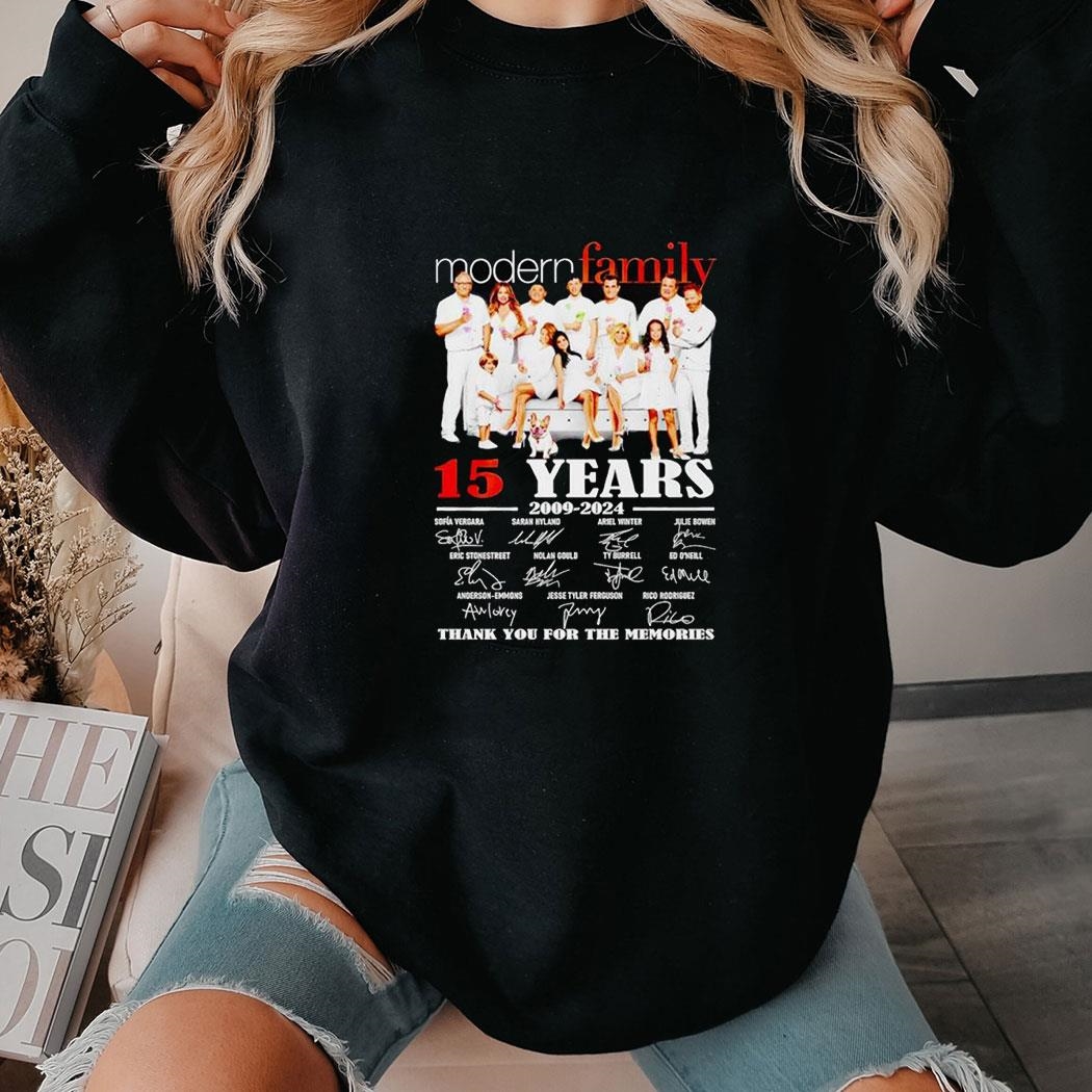 Lost 20 Years 2004 Memories Signatures Shirt Hoodie Ladies Tee