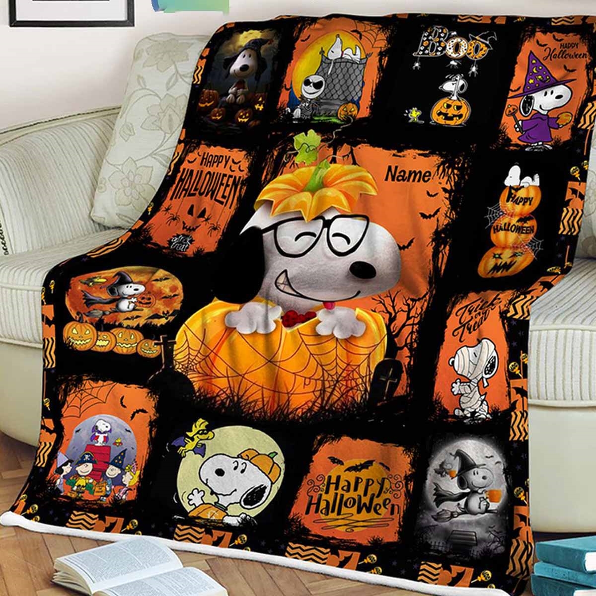 Snoopy Charlie Brown Peanuts Greeting Fall Personalized Quilt Fleece Blanket