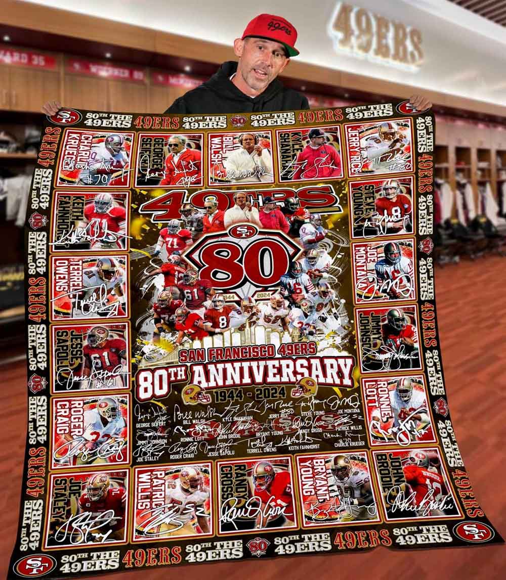 Red October 2024 Philadelphia Phillies Nl East Division Champions Quilt Fleece Blanket