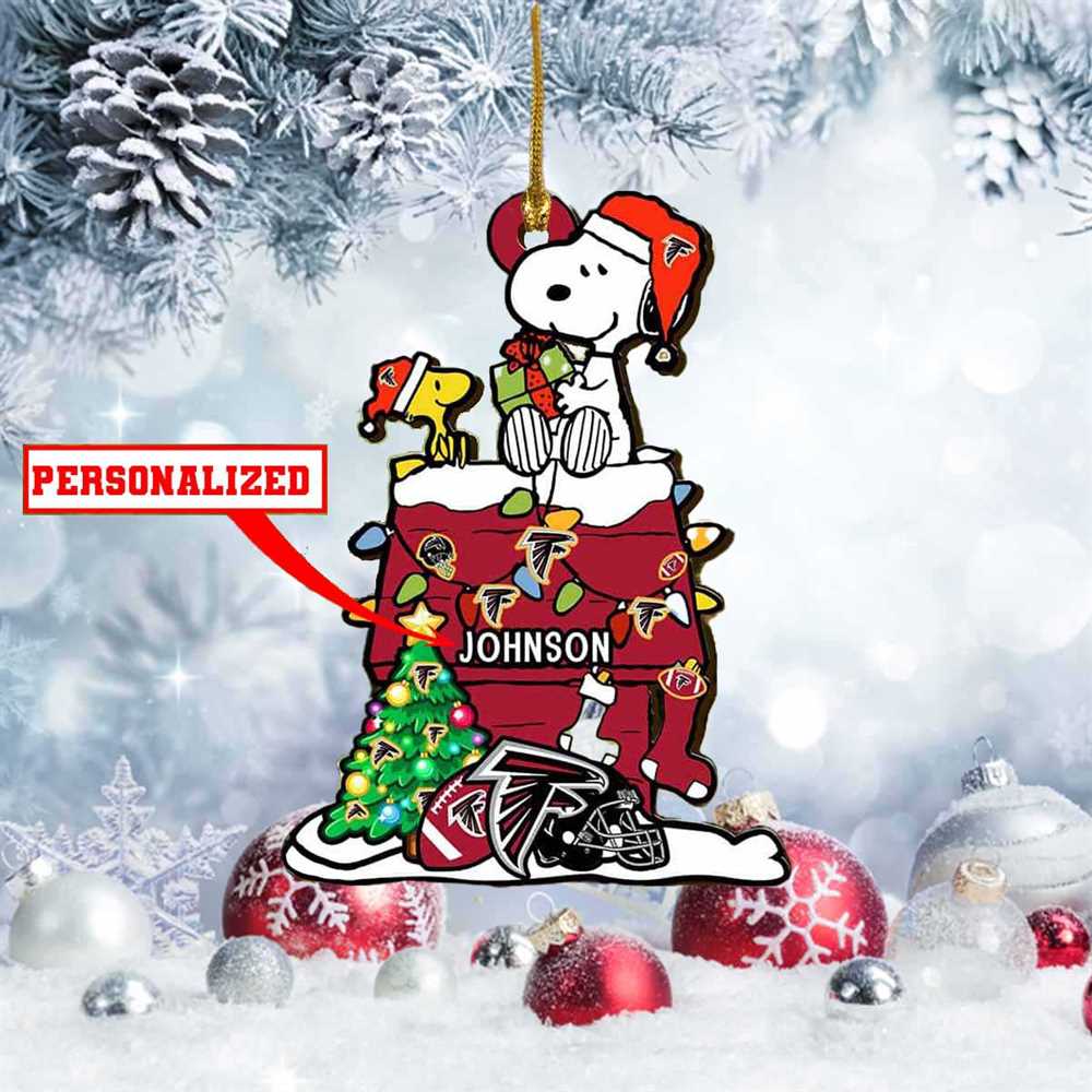 Snoopy Atlanta Falcons Nfl Personalized Christmas Ornament