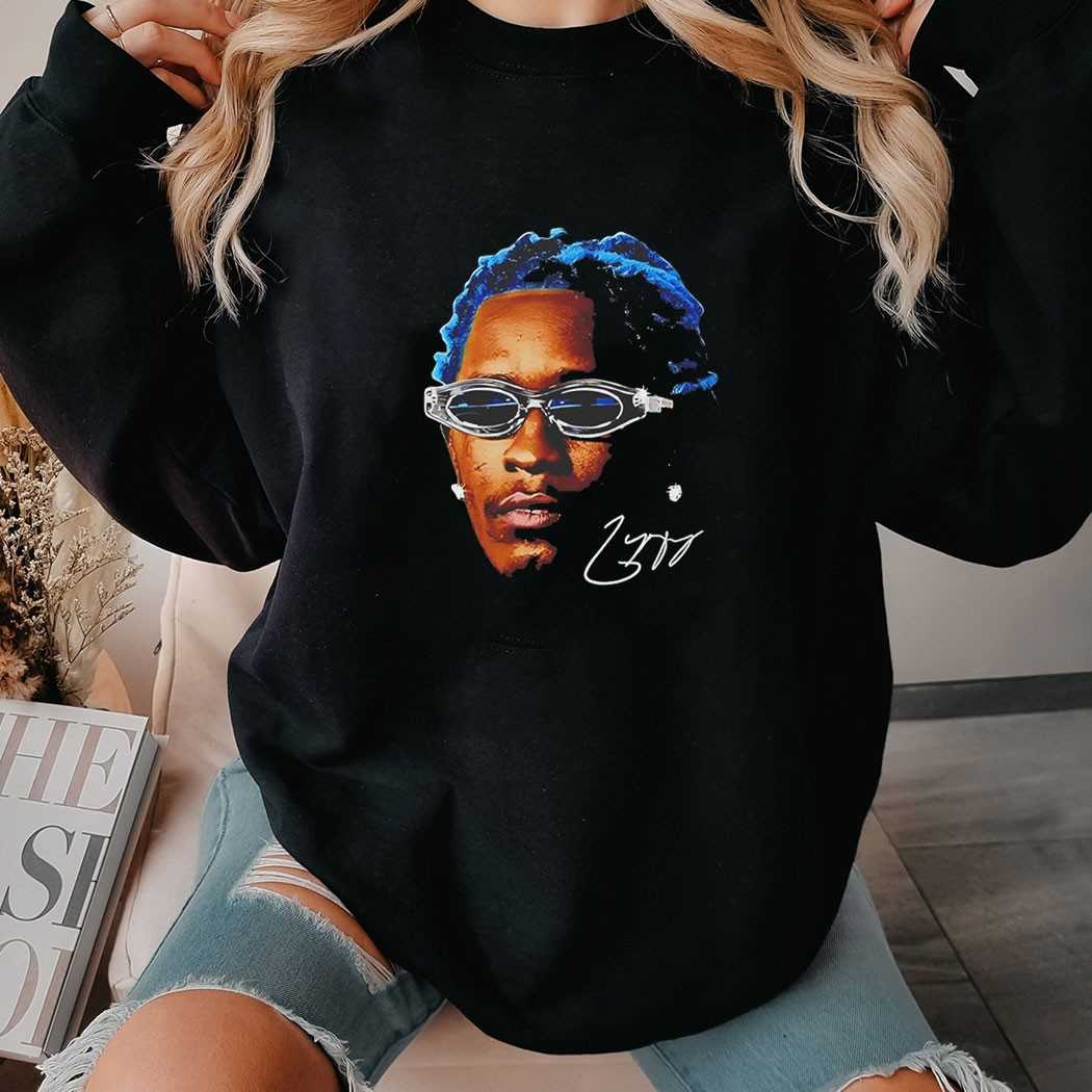 Trump Defeating Justin Trudeau Funny Hockey Shirt Trump Defeating Justin Trudeau Funny Hockey Shirt