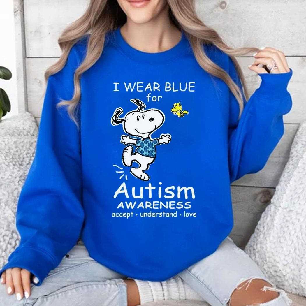 I Wear Blue For Autism Awareness Charlie And Snoopy Shirt I Wear Blue For Autism Awareness Charlie And Snoopy Shirt