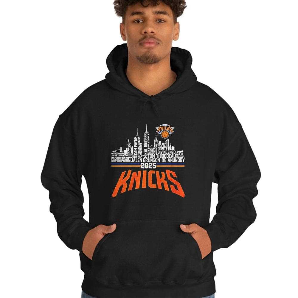 Jalen Brunson Og Anunoby Coach Tom Thibodeau 2025 New York Knicks Skyline City Roster Shirt Jalen Brunson Og Anunoby Coach Tom Thibodeau 2025 New York Knicks Skyline City Roster Shirt