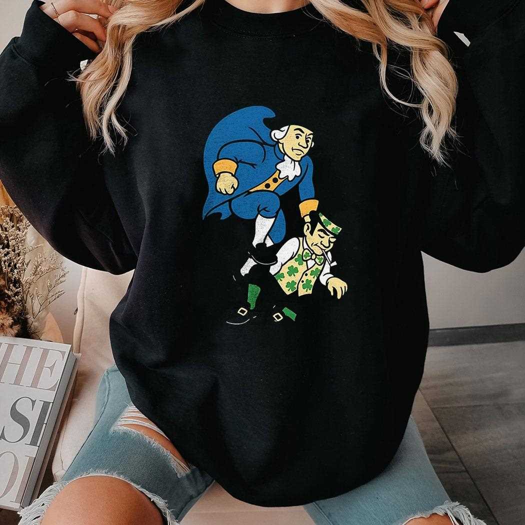 New York Knicks Kicking Boston Celtics Suck Shirt New York Knicks Kicking Boston Celtics Suck Shirt