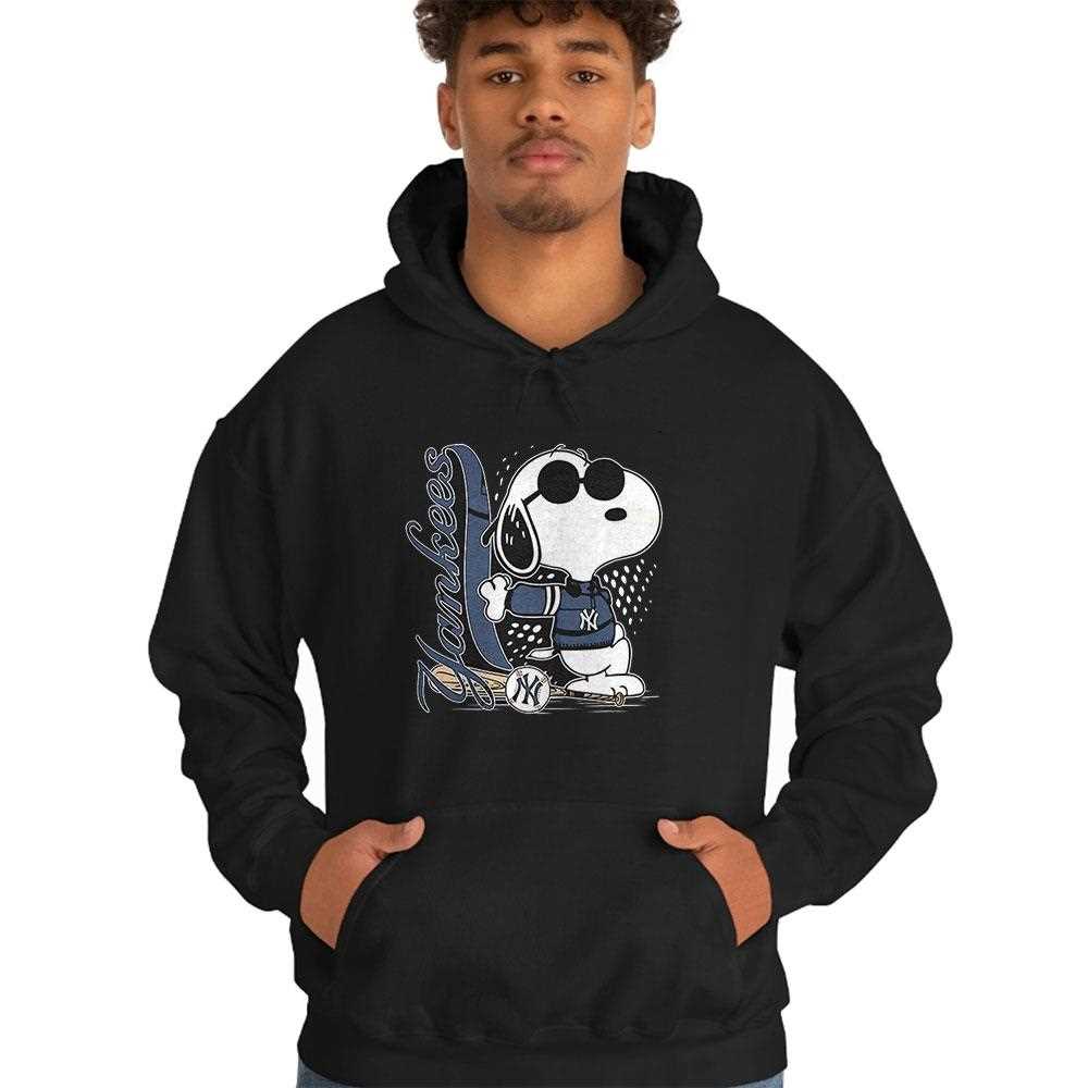 New York Yankees X Snoopy Mlb Baseball Shirt New York Yankees X Snoopy Mlb Baseball Shirt
