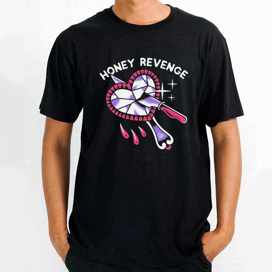 Hellboy Painting Of The Half-demon Shirt Hellboy Painting Of The Half-demon Shirt