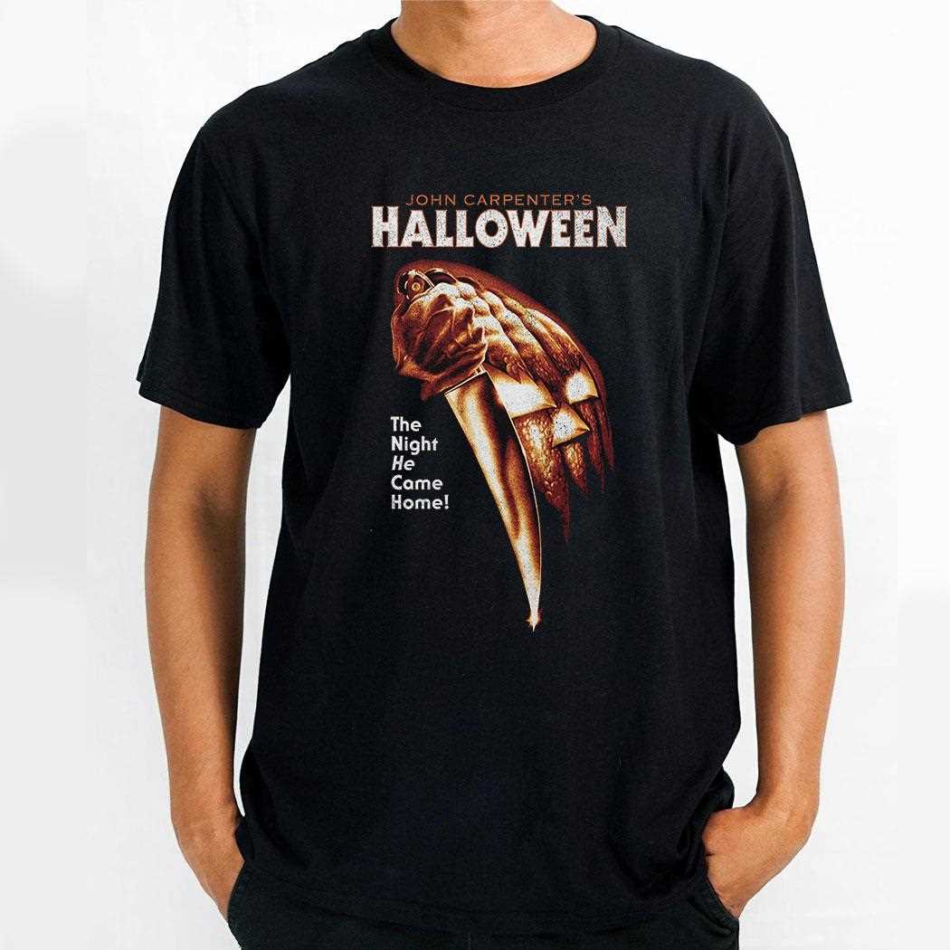 John Carpenter’s Halloween Michael Myers With Knife Shirt John Carpenter’s Halloween Michael Myers With Knife Shirt