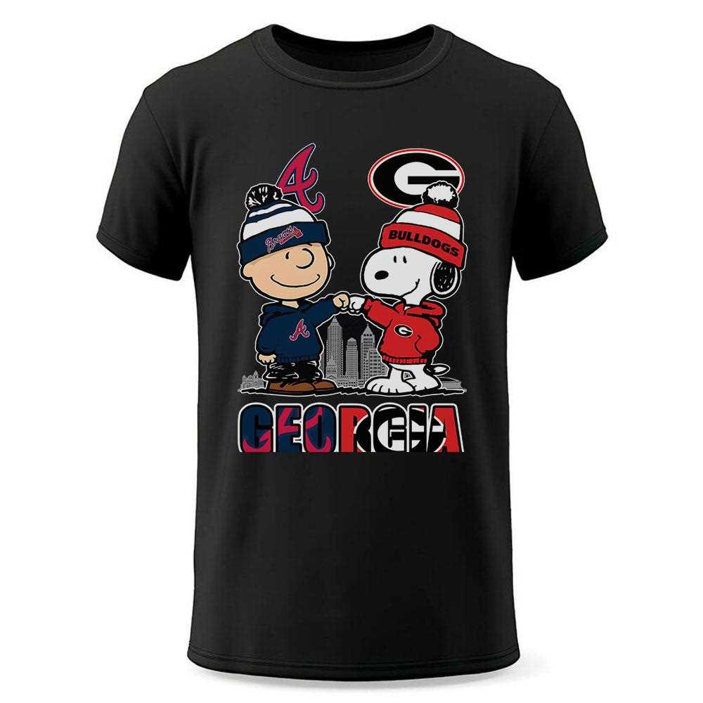Georgia Bulldogs And Braves Peanuts Fist Bump T-shirt Georgia Bulldogs And Braves Peanuts Fist Bump T-shirt