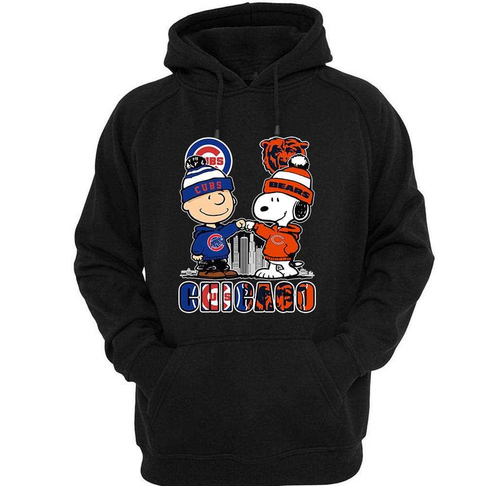Chicago Cubs And Bears Peanuts Fist Bump T-shirt Chicago Cubs And Bears Peanuts Fist Bump T-shirt