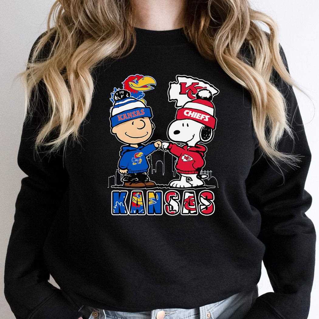Kansas Jayhawks And Chiefs Peanuts Fist Bump T-shirt Kansas Jayhawks And Chiefs Peanuts Fist Bump T-shirt
