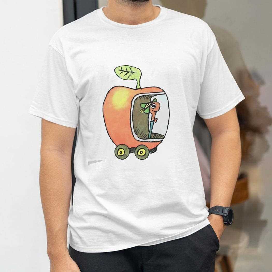 Style Worm In Apple Car Vintage Tee Style Worm In Apple Car Vintage Tee